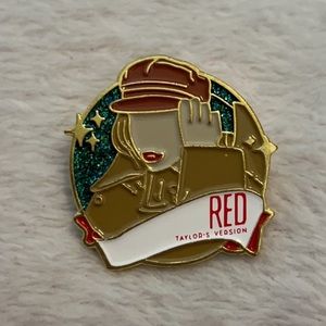 Red Taylor’s version swift lapel pin